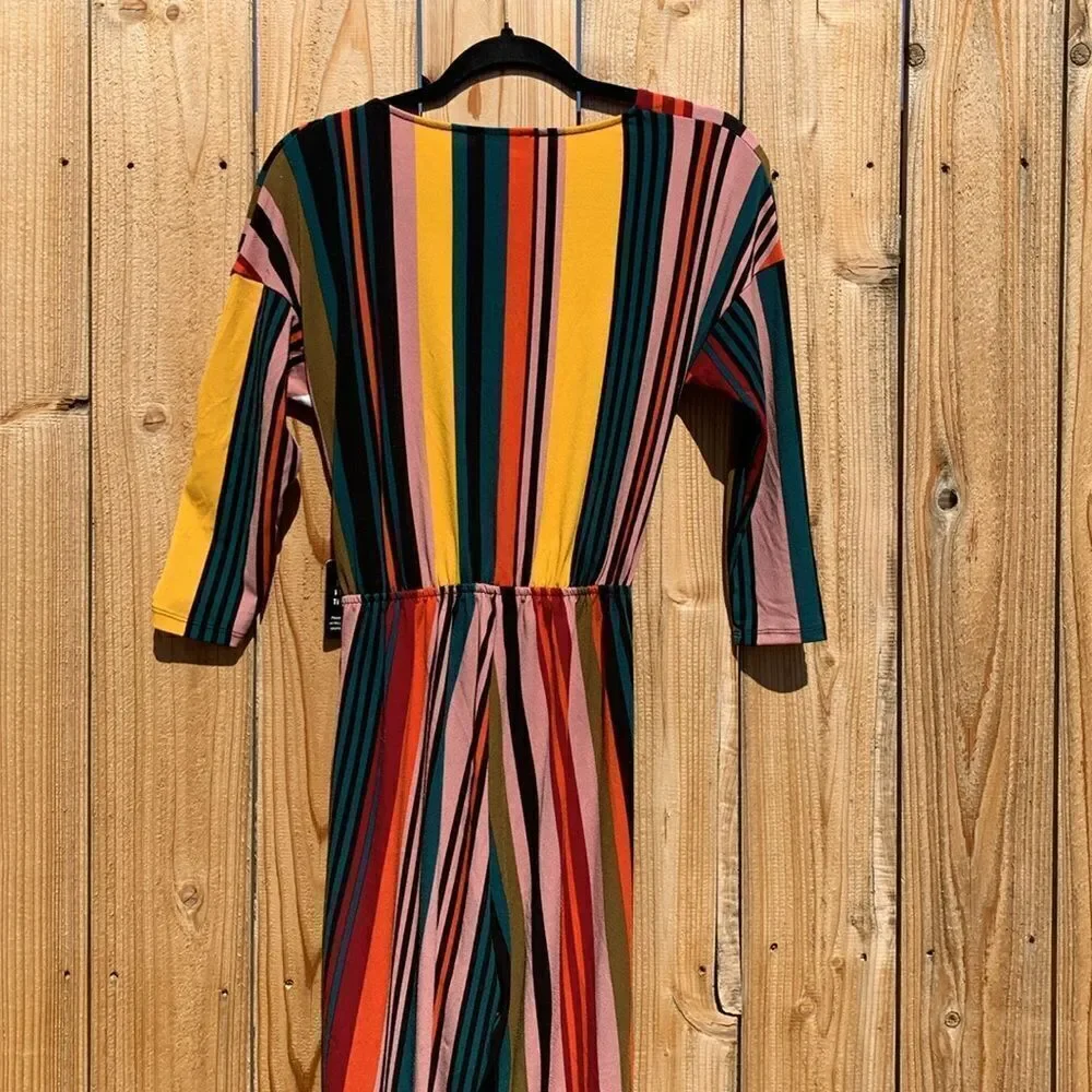 Take 50% OFF- New Express Multi-colored 3/4 Sleeved Jumpsuits, Size-XS
